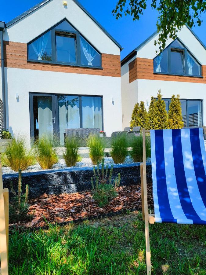 Slonce I Woda Domki Caloroczne, Klimatyzacja, Podgrzewany Basen, Bezplatny Parking Łeba Eksteriør bilde